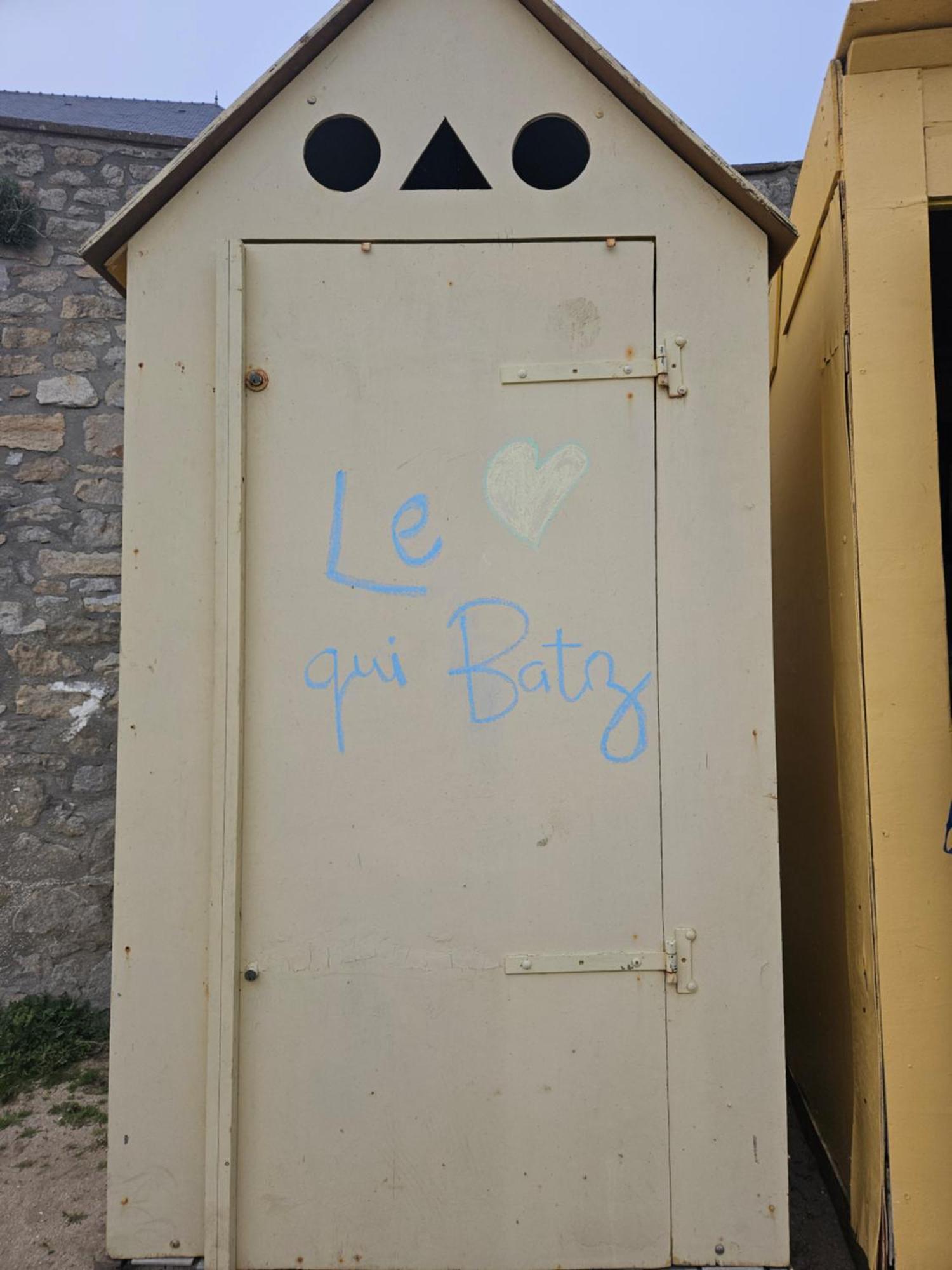 Maison De Famille A Batz Sur Mer Proche Plages Εξωτερικό φωτογραφία